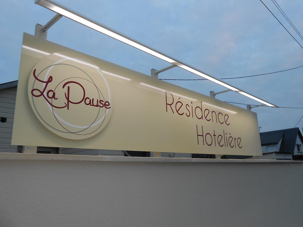 La Pause Hotel เอเวรอ ภายนอก รูปภาพ