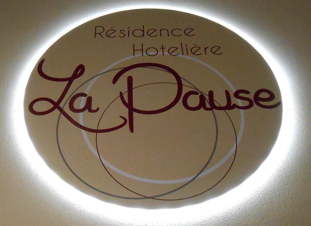 La Pause Hotel เอเวรอ ภายนอก รูปภาพ